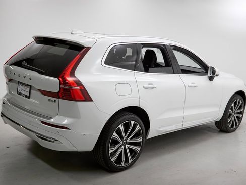 Certified 2023 Volvo XC60 B6 Ultimate image 10