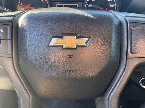 Used 2023 Chevrolet Silverado 1500 Custom image 18