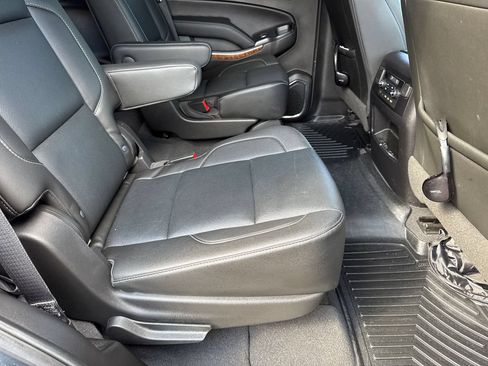 Used 2019 Chevrolet Tahoe Premier AWD/4WD image 44