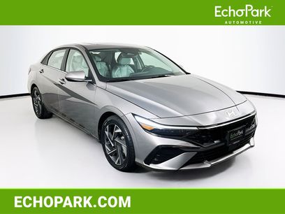 Used 2025 Hyundai Elantra Limited