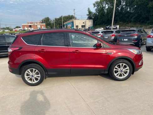 Used 2018 Ford Escape SEL FWD image 5