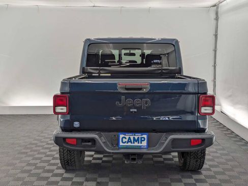 Used 2025 Jeep Gladiator Sport AWD/4WD image 5