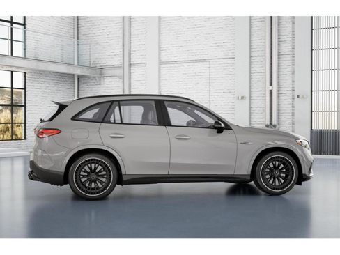New 2026 Mercedes-Benz GLC 43 AMG 4MATIC image 17