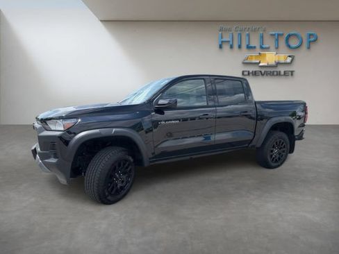 Used 2026 Chevrolet Colorado Trail Boss AWD/4WD image 12