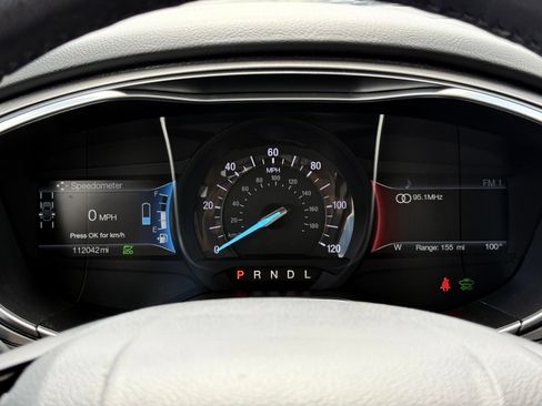 Used 2018 Ford Fusion SE w/ Equipment Group 602A FWD image 27