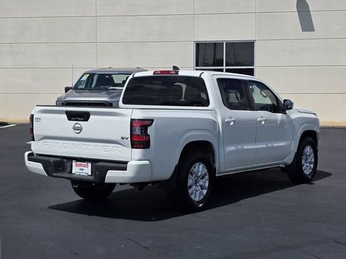 Used 2023 Nissan Frontier SV w/ Technology Package RWD image 4