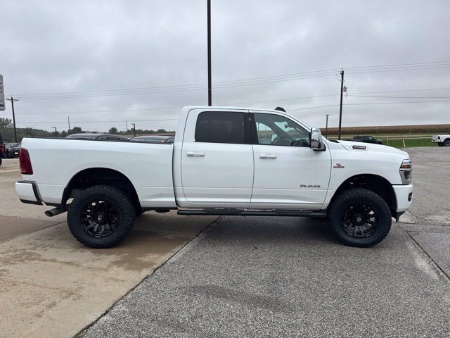 Used 2025 RAM 2500 Laramie AWD/4WD image 9