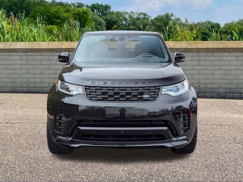 New 2025 Land Rover Discovery Dynamic SE AWD/4WD image 2