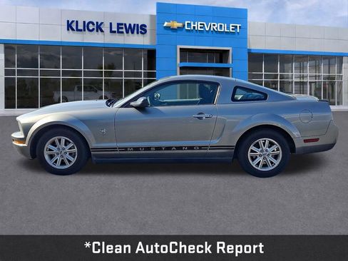 Used 2009 Ford Mustang Coupe RWD image 4