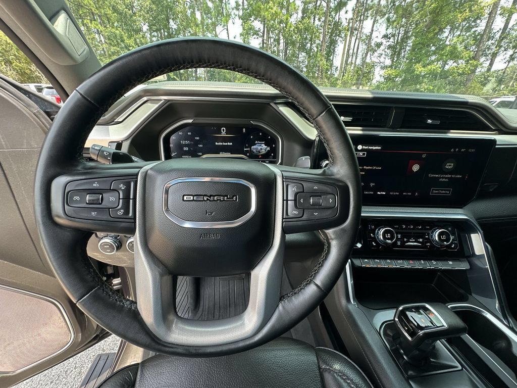 Certified 2023 GMC Sierra 1500 Denali w/ Denali Reserve Package AWD/4WD image 11