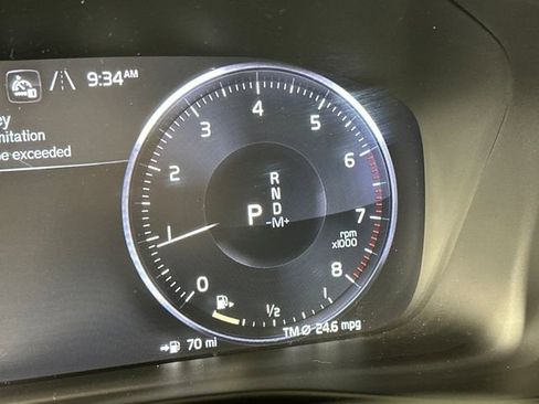 Used 2021 Volvo XC40 T5 R-Design w/ Protection Package Premier image 19