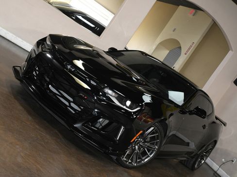 Used 2023 Chevrolet Camaro ZL1 image 78