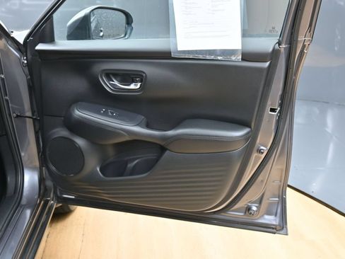 Used 2023 Honda HR-V LX image 35