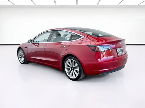 Used 2018 Tesla Model 3 Long Range RWD image 6
