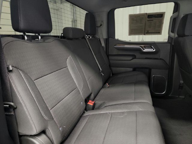 Used 2024 Chevrolet Silverado 1500 RST AWD/4WD image 27