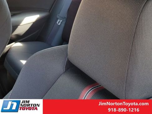 Used 2024 Toyota Corolla SE image 17