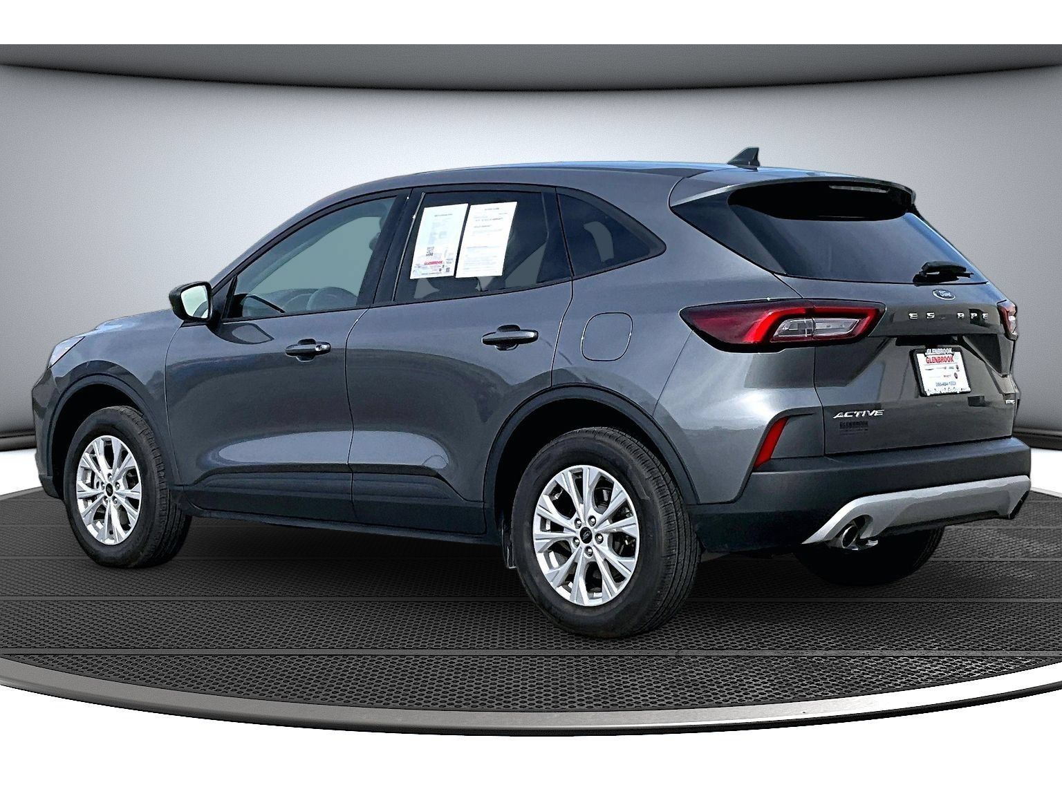 Used 2025 Ford Escape Active AWD/4WD image 19