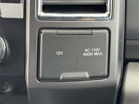 Used 2017 Ford F250 XLT w/ XLT Premium Package image 7