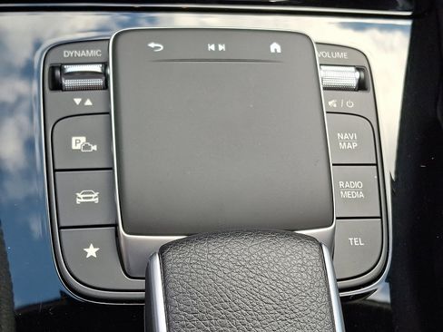 Used 2024 Mercedes-Benz GLE 450e 4MATIC image 25