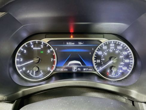 Used 2024 Nissan Sentra SV FWD image 26