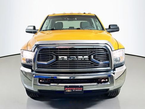 Used 2015 RAM 2500 Tradesman w/ Chrome Appearance Group image 4