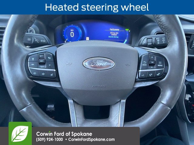 Used 2022 Ford Explorer Platinum w/ Class IV Trailer Tow Package AWD/4WD image 15