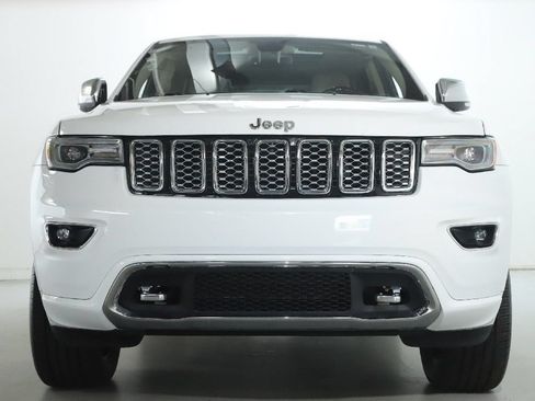 Used 2017 Jeep Grand Cherokee Overland AWD/4WD image 5