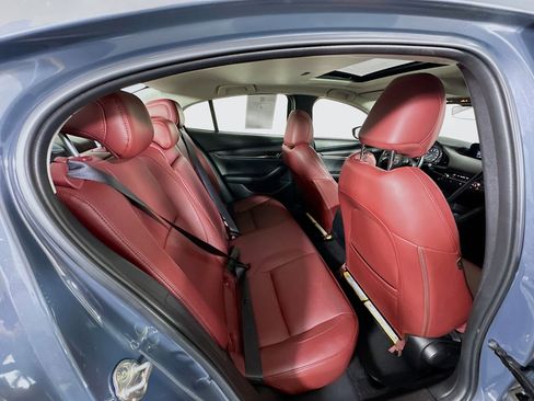 Used 2024 MAZDA MAZDA3 s image 30