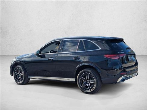 Used 2026 Mercedes-Benz GLC 300 image 8