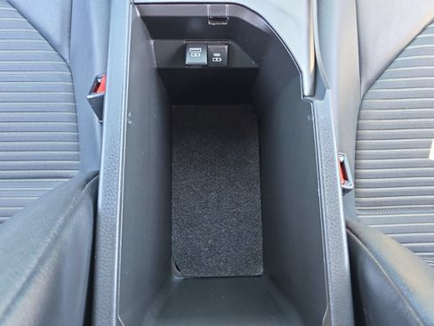 Certified 2022 Toyota Camry SE FWD image 18