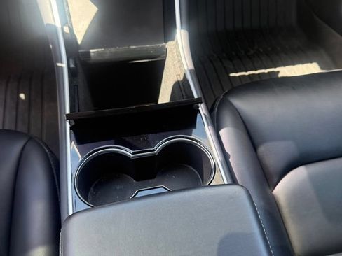 Used 2019 Tesla Model 3 Standard Range Plus RWD image 18