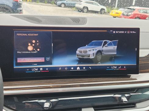 Used 2025 BMW X5 xDrive40i w/ Executive Package AWD/4WD image 20