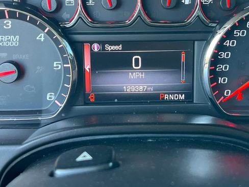 Used 2015 GMC Yukon SLE RWD image 27