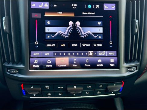 Used 2022 Maserati Levante Modena AWD/4WD image 35