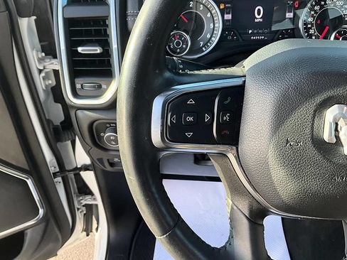 Used 2024 RAM 1500 Laramie AWD/4WD image 33