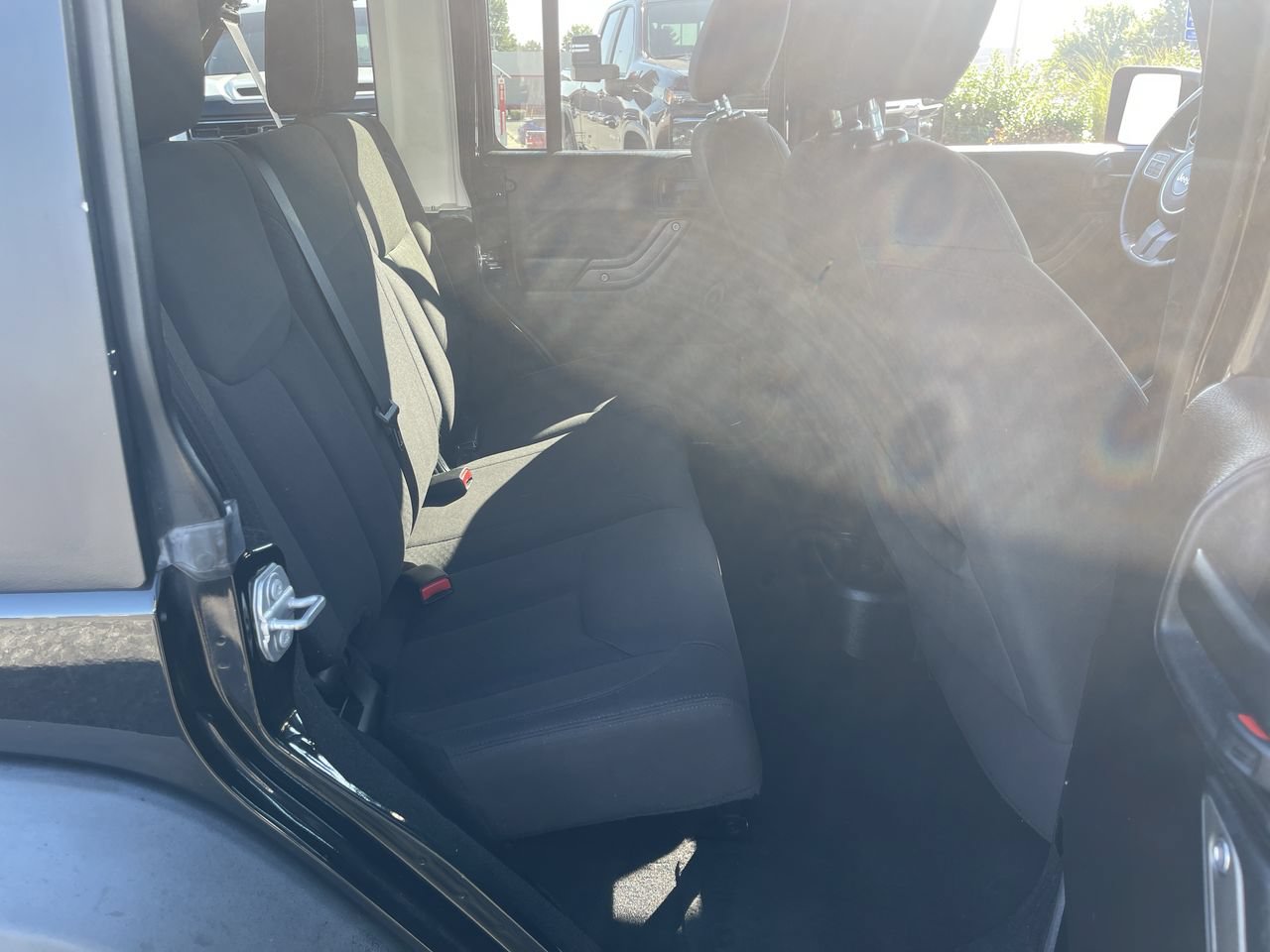 Used 2017 Jeep Wrangler Unlimited Sport w/ Quick Order Package 23S AWD/4WD image 23