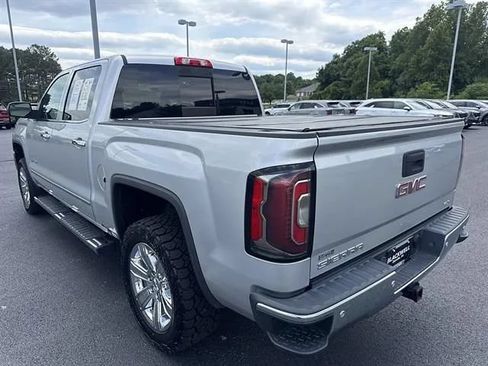 Used 2017 GMC Sierra 1500 SLT AWD/4WD image 4