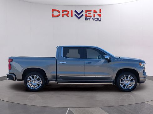 New 2026 Chevrolet Silverado 1500 High Country image 6