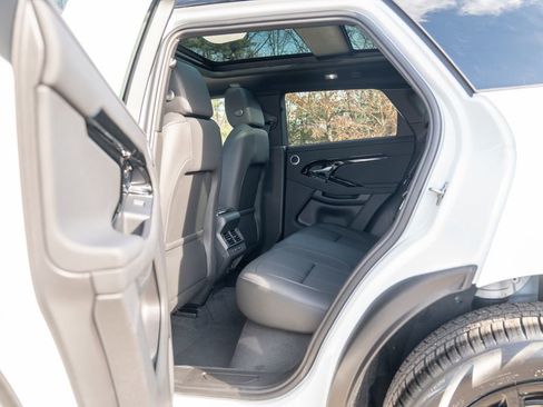 New 2026 Land Rover Range Rover Evoque S image 21