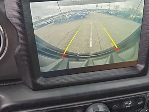 Used 2022 Jeep Wrangler Unlimited Rubicon 4xe w/ Cold Weather Group image 8