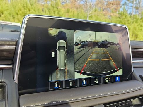 Used 2024 Chevrolet Tahoe Z71 w/ Off-Road Capability Package image 22