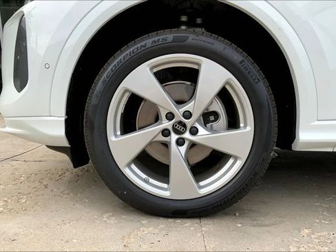 New 2025 Audi Q5 2.0T Premium Plus image 11