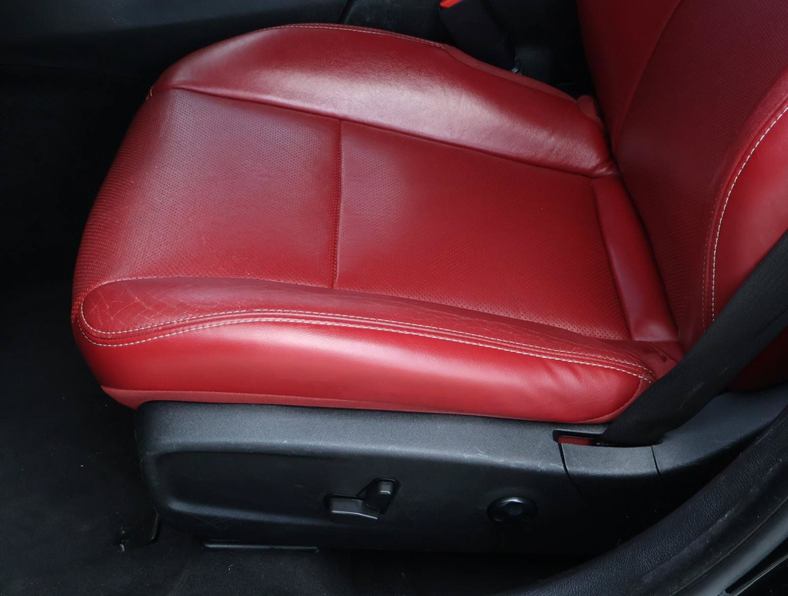 Used 2021 Chrysler 300 S w/ S Model Appearance Package RWD image 14