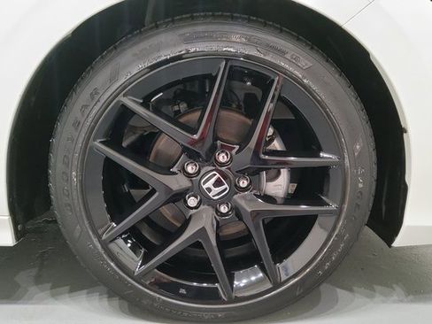 Used 2024 Honda Civic Sport image 37