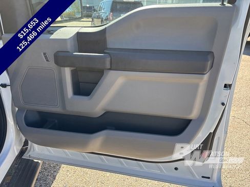 Used 2015 Ford F150 XL w/ Equipment Group 101A Mid AWD/4WD image 13