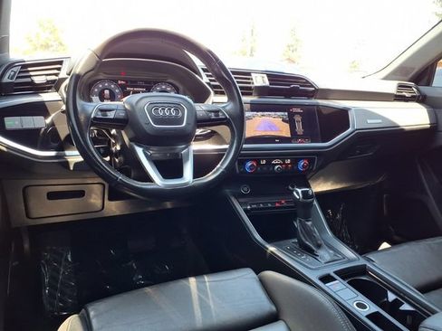 Used 2021 Audi Q3 2.0T Premium w/ Convenience Package AWD/4WD image 10