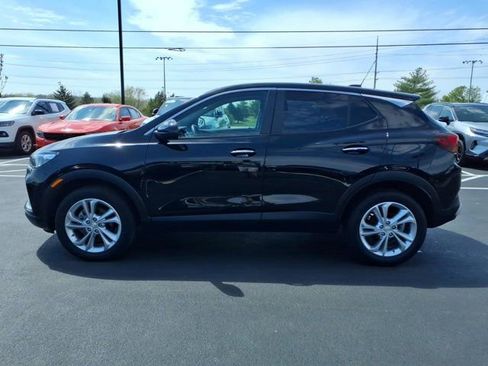 Used 2023 Buick Encore GX Preferred w/ Cold Weather Comfort Package AWD/4WD image 4