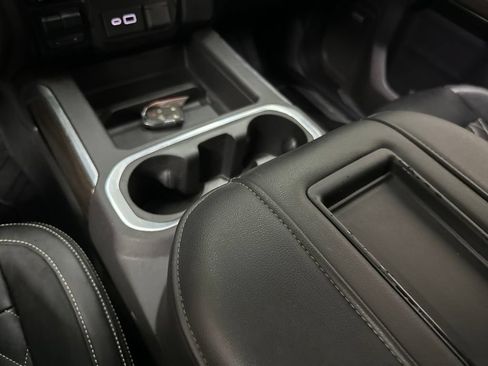 Used 2019 Chevrolet Silverado 1500 RST AWD/4WD image 39