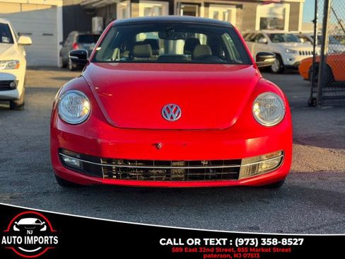 Used 2013 Volkswagen Beetle 2.0T image 2