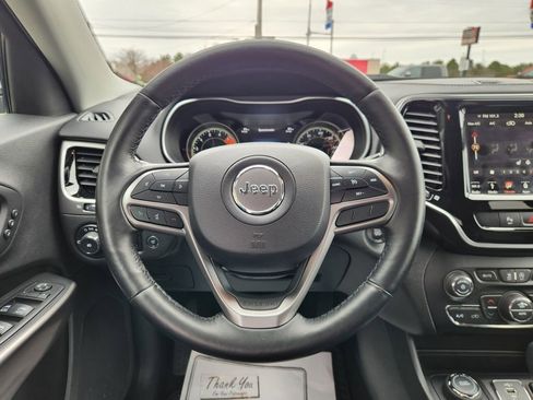 Used 2019 Jeep Cherokee Limited w/ Trailer Tow Group image 20